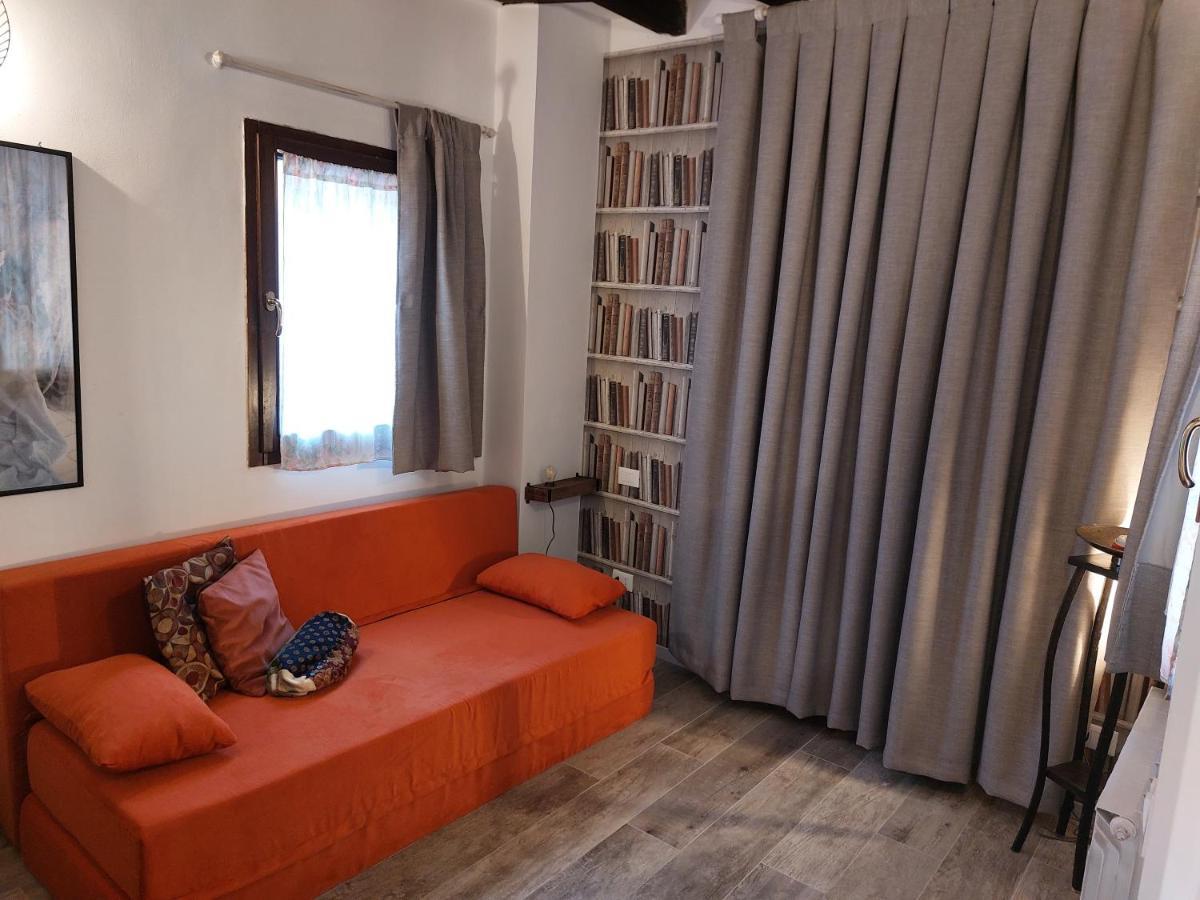 Apartament Isepo *