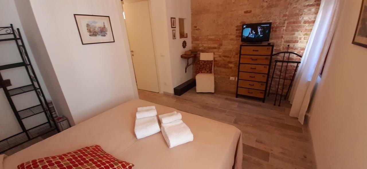 Apartament Isepo *